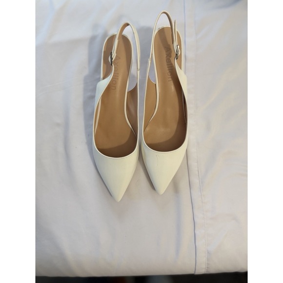 Axellion White Patent Leather Slingback Pointed Toe Kitten Heels Buckle - Picture 4 of 8